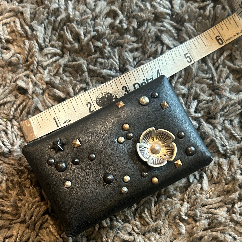 NWT Coach 1941 Turnlock Card Case Tea Rose Studs Black Glovetanned Leather - Picture 6 of 7